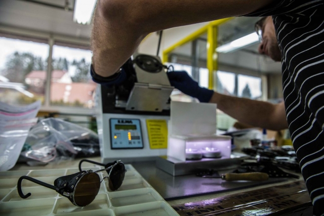 Julbo factory Picture Franck Oddoux